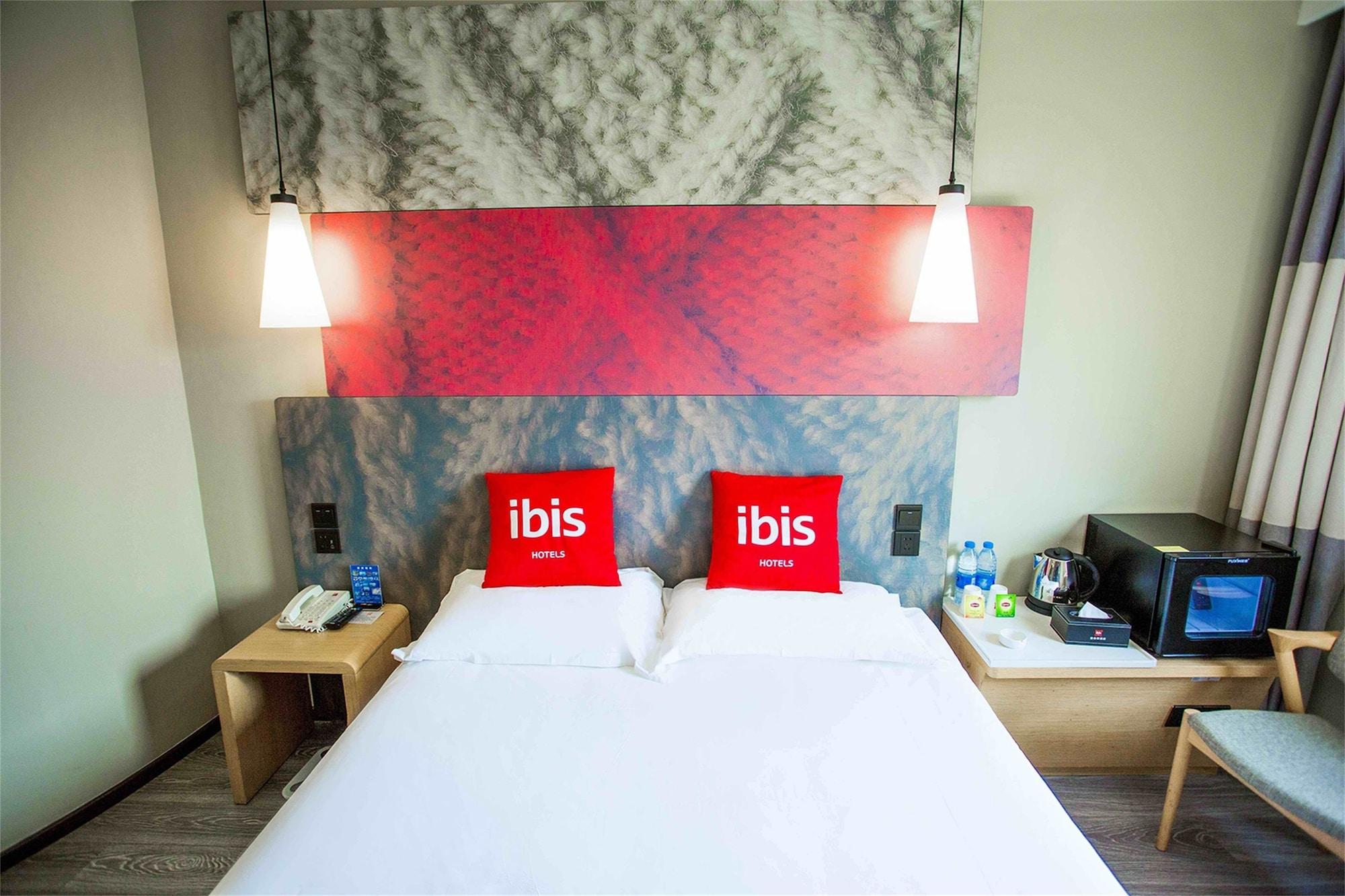 Hotel Ibis Qingdao Ningxia Road Exterior foto