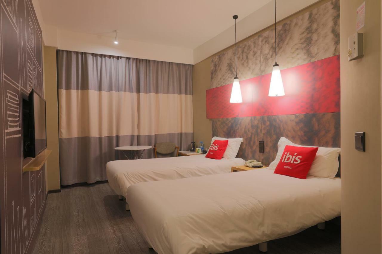 Hotel Ibis Qingdao Ningxia Road Exterior foto