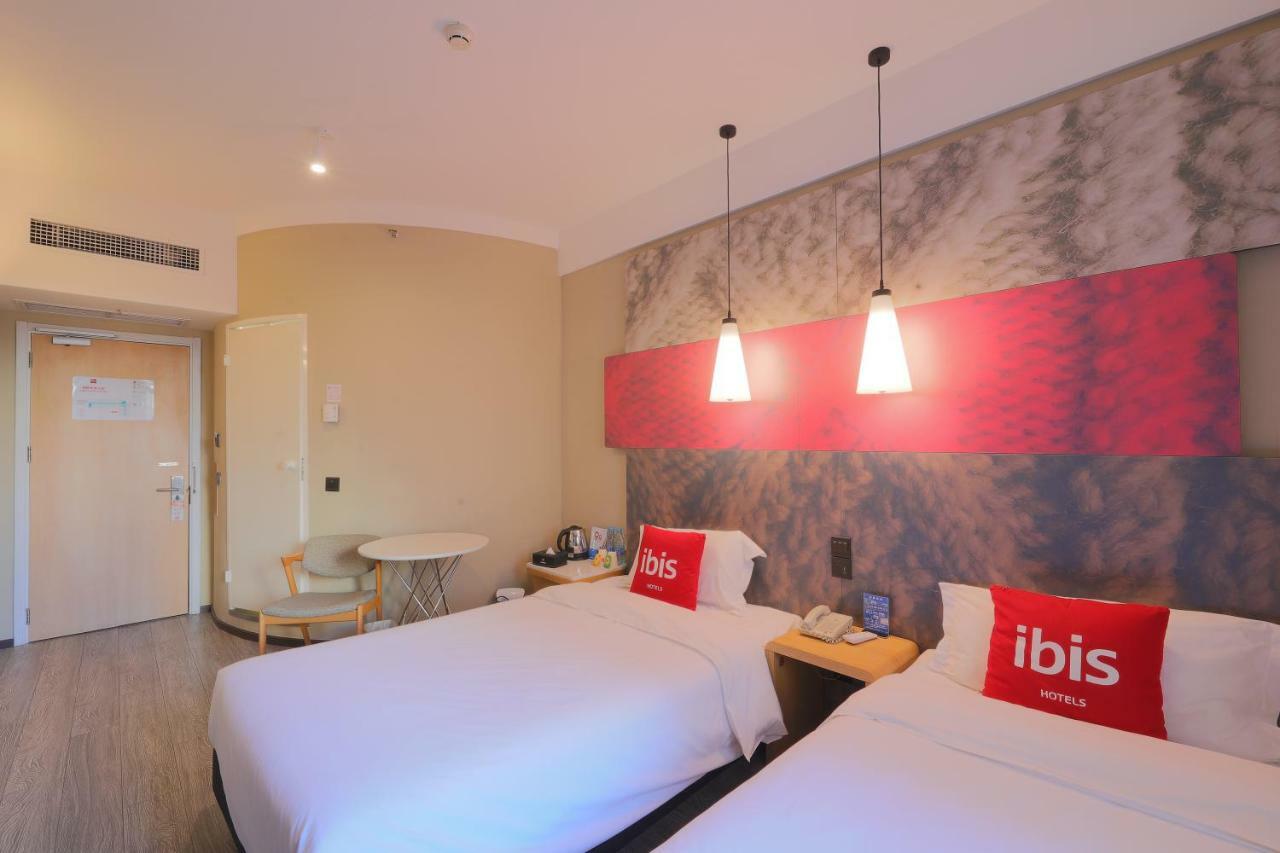 Hotel Ibis Qingdao Ningxia Road Exterior foto