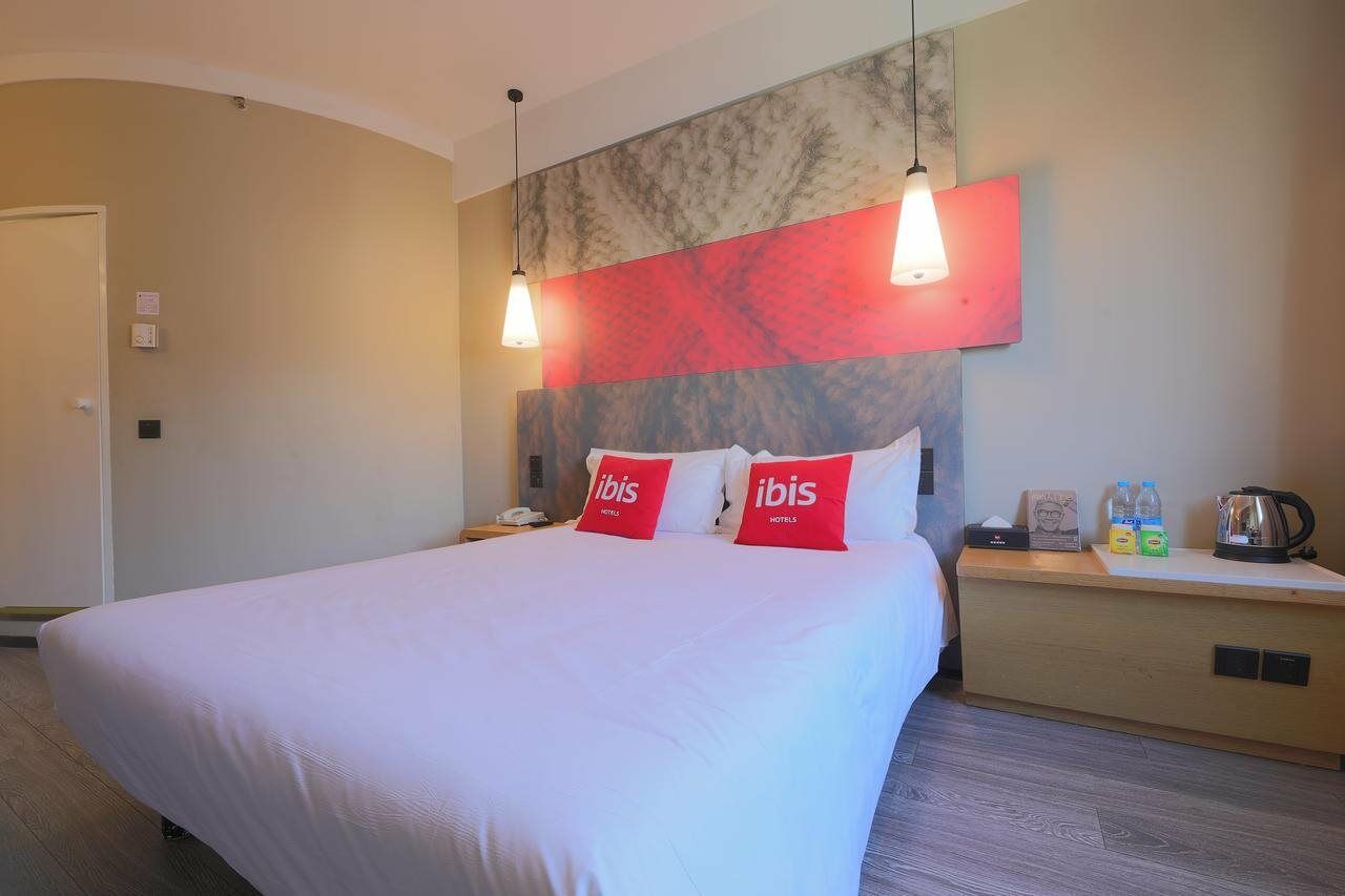 Hotel Ibis Qingdao Ningxia Road Exterior foto